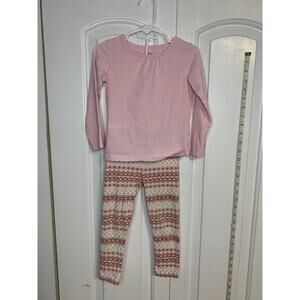 Pink Carter's outfit